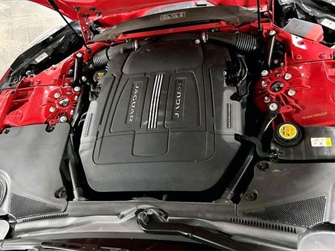 Used 2017 Jaguar F-TYPE Premium image 24