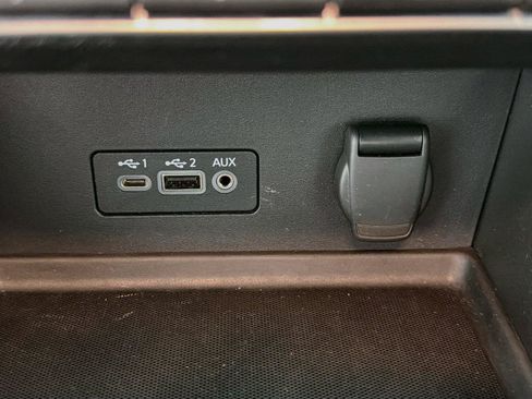 Used 2022 Nissan Sentra SV FWD image 40