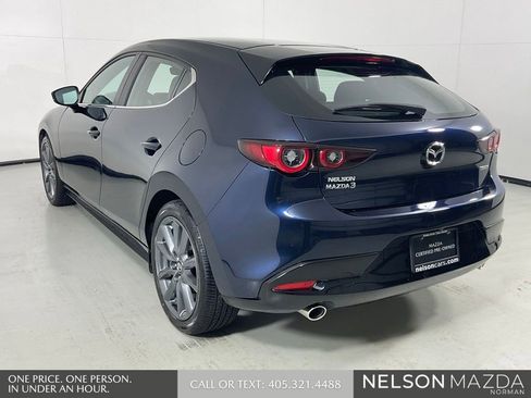 Used 2025 MAZDA MAZDA3 s FWD image 8