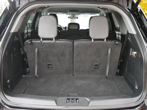 Certified 2024 Ford Explorer XLT w/ Equipment Group 202A image 21