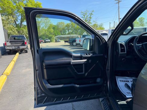 Used 2015 Ford F150 XLT w/ Equipment Group 302A Luxury AWD/4WD image 13