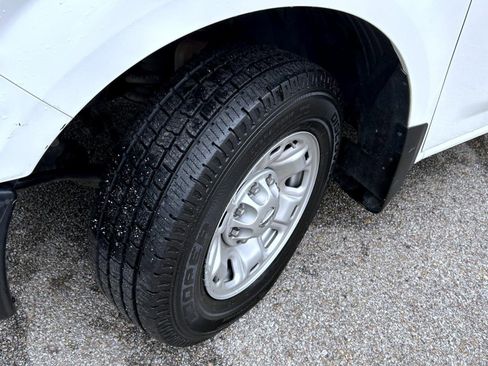 Used 2021 Nissan NV 2500 SV w/ Navigation Package image 20