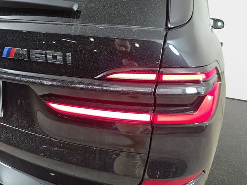 New 2026 BMW X7 M60i image 36