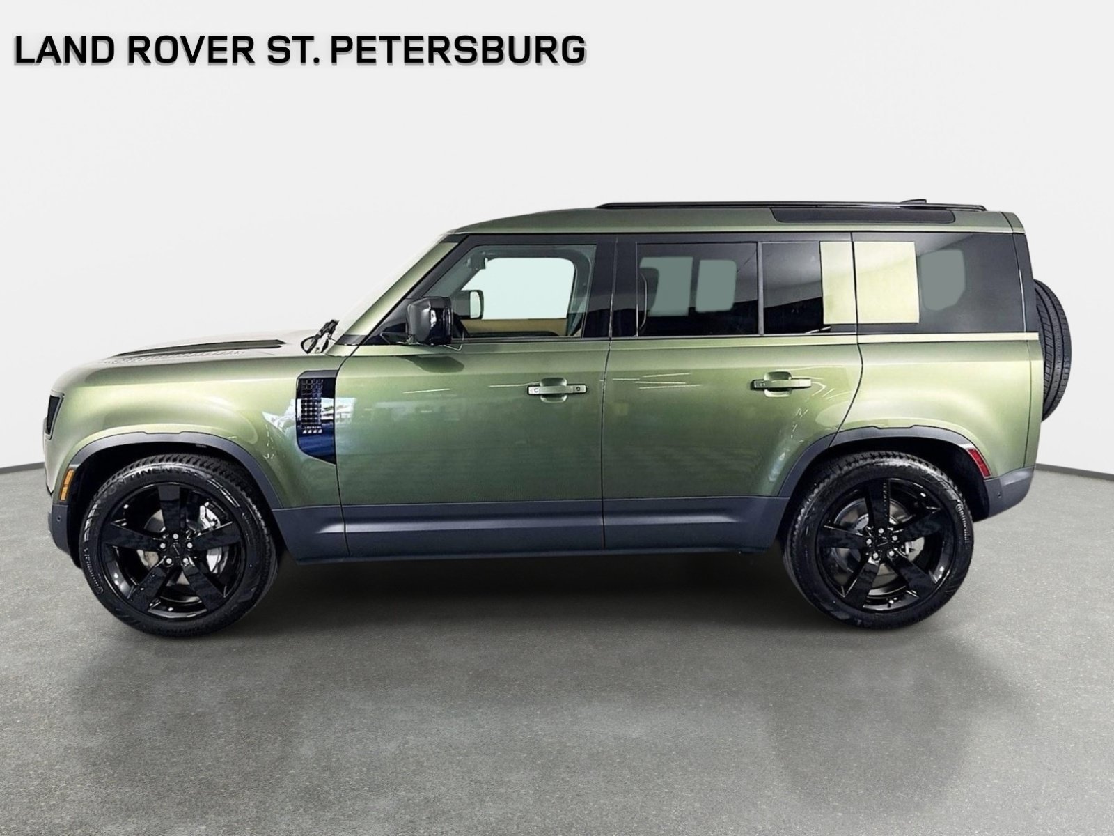 Used 2026 Land Rover Defender 110 S AWD/4WD image 8