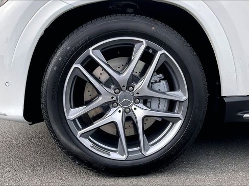 New 2026 Mercedes-Benz GLE 53 AMG 4MATIC Coupe image 11