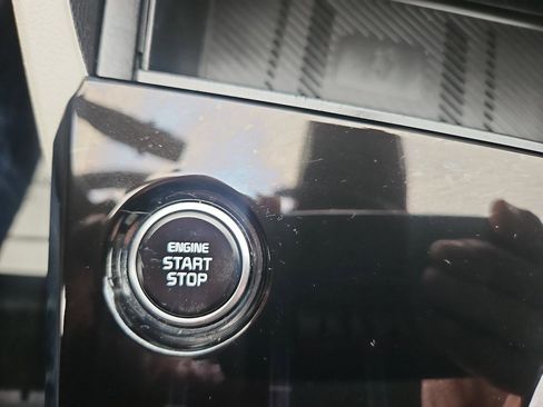 Used 2023 Kia Sportage EX image 33