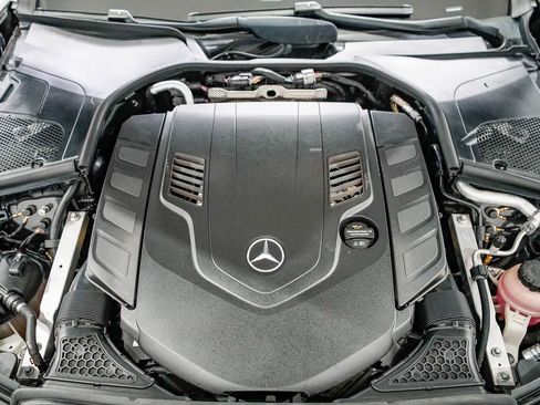 Used 2023 Mercedes-Benz S 580 4MATIC Sedan image 28