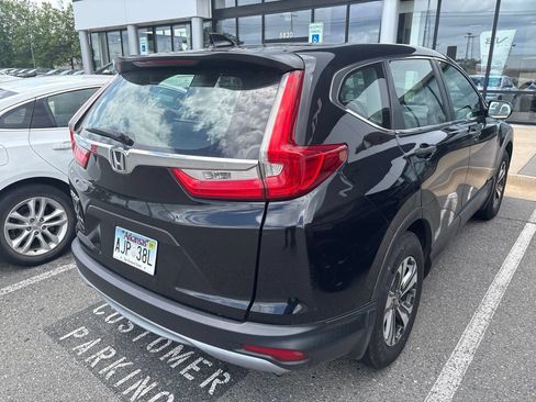 Used 2018 Honda CR-V LX image 7