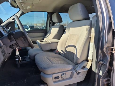 Used 2010 Ford F150 XLT image 11