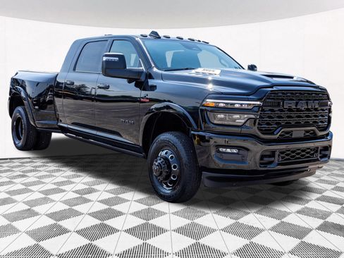 New 2026 RAM 3500 Limited AWD/4WD image 14