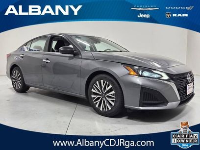 Used 2024 Nissan Altima 2.5 SV