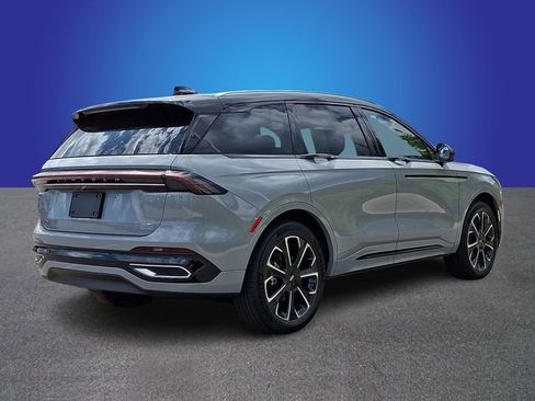 New 2026 Lincoln Nautilus Reserve AWD/4WD image 3