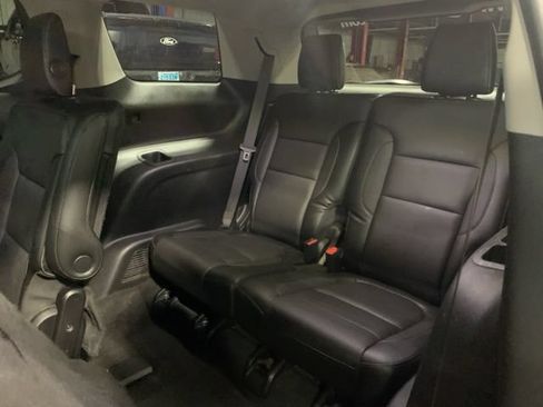 Used 2018 GMC Acadia SLT AWD/4WD image 26