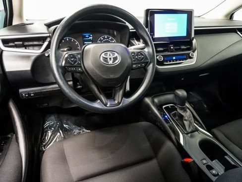 Used 2023 Toyota Corolla LE FWD image 11