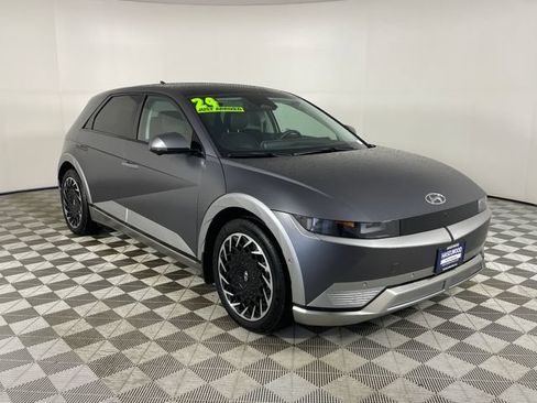 Certified 2024 Hyundai Ioniq 5 Limited AWD/4WD image 18