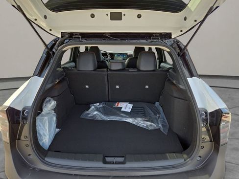 New 2026 Nissan Kicks SR AWD/4WD image 31