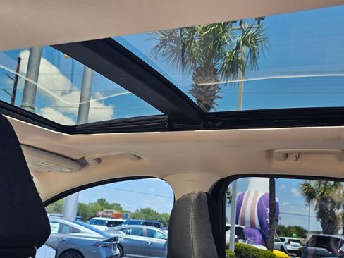 Used 2018 Ford Escape SE w/ Ford Safe & Smart Package AWD/4WD image 22