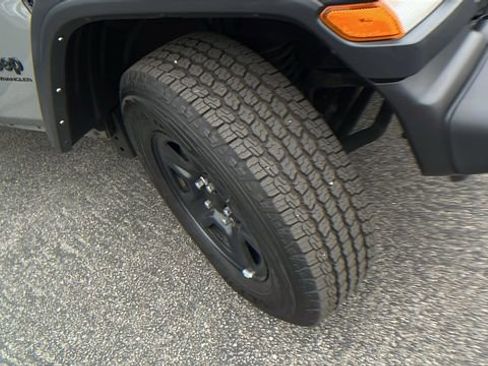 Used 2023 Jeep Wrangler Sport image 10