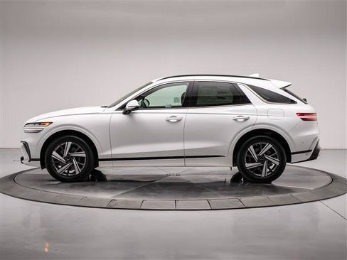 New 2026 Genesis GV70 3.5T Sport Advanced AWD/4WD image 2