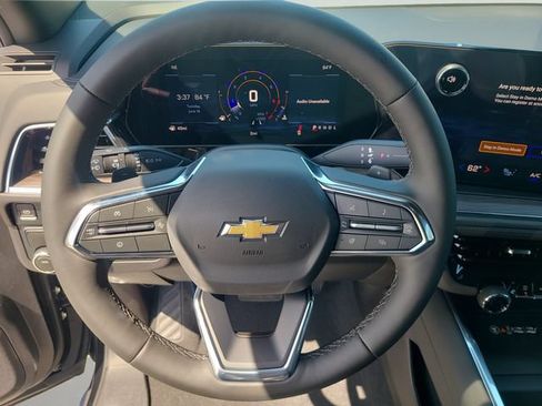 New 2026 Chevrolet Suburban LT w/ Comfort Package RWD image 26