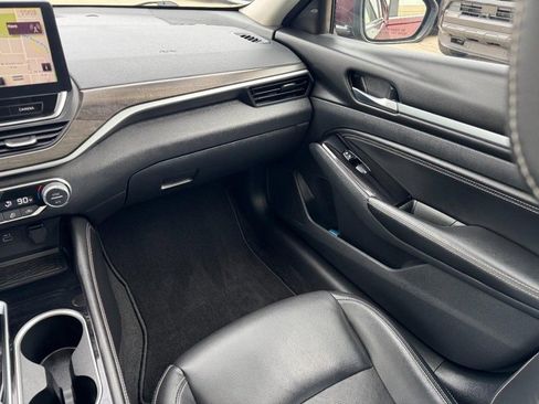 Used 2023 Nissan Altima 2.5 SL image 15