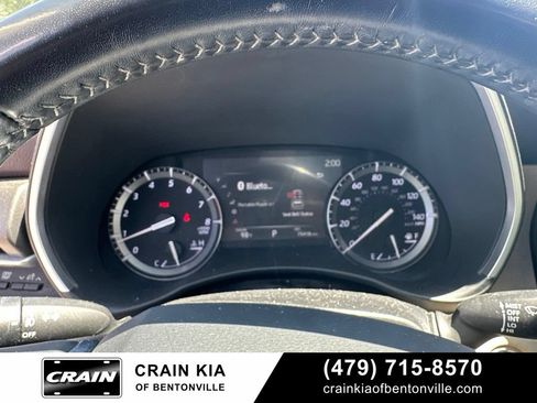 Used 2021 Toyota Highlander XLE FWD image 21