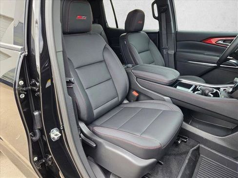 New 2026 Chevrolet Traverse Z71 w/ Driver Confidence Package image 19