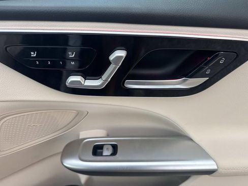 Used 2026 Mercedes-Benz C 300 Sedan image 17