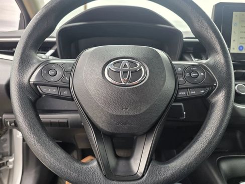 Used 2023 Toyota Corolla LE image 22
