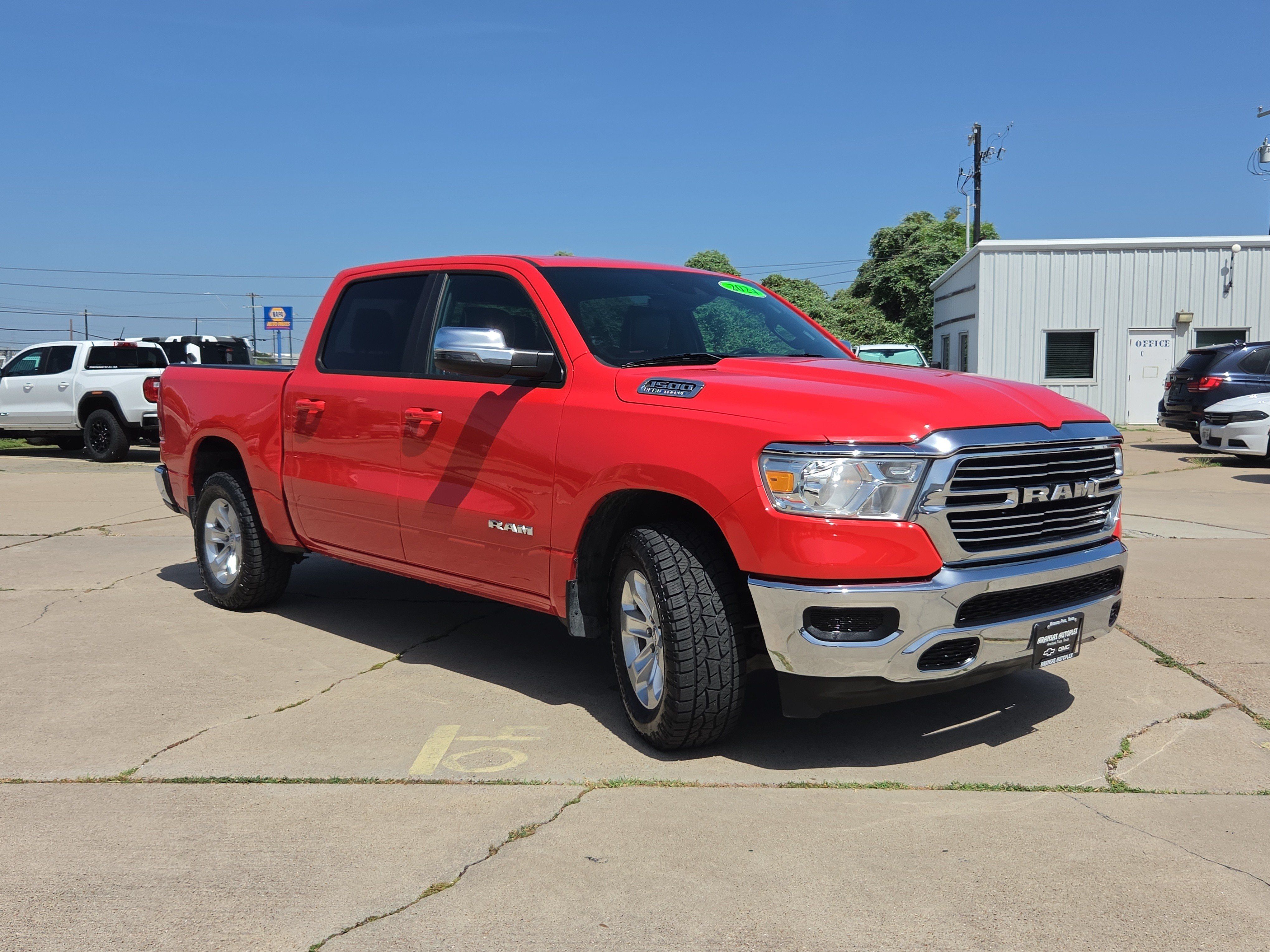 Used 2024 RAM 1500 Laramie RWD image 3