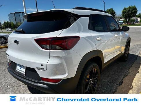 New 2026 Chevrolet TrailBlazer LT w/ Midnight Edition AWD/4WD image 5