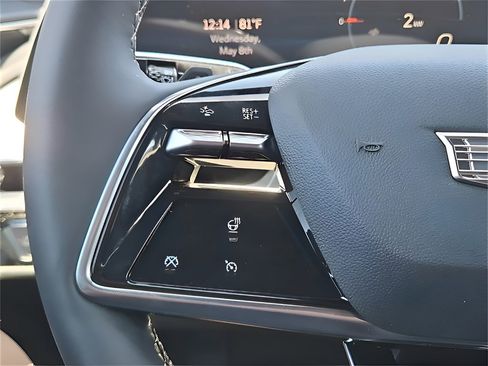 New 2024 Cadillac Lyriq Luxury image 21