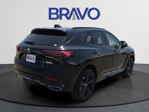 Used 2025 Buick Envision Sport Touring AWD/4WD image 4