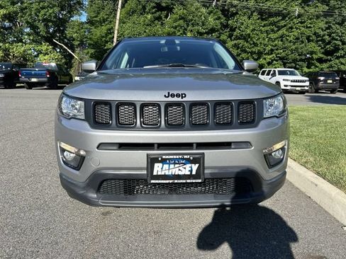 Used 2020 Jeep Compass Latitude AWD/4WD image 3