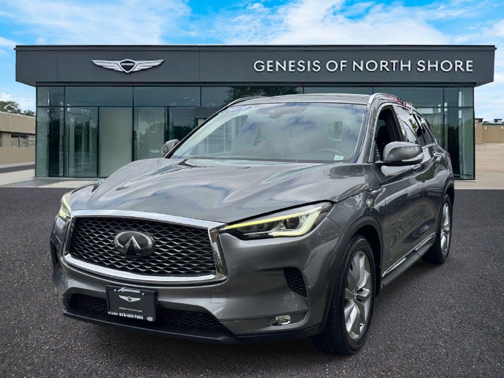 Used 2019 INFINITI QX50 Luxe w/ Navigation Package AWD/4WD image 2