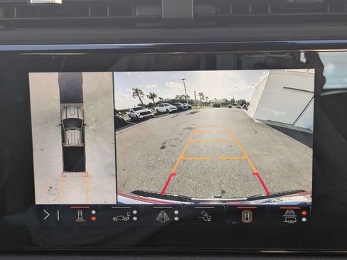 Certified 2024 GMC Sierra 2500 AT4 w/ Snow Plow Prep/Camper Package image 23