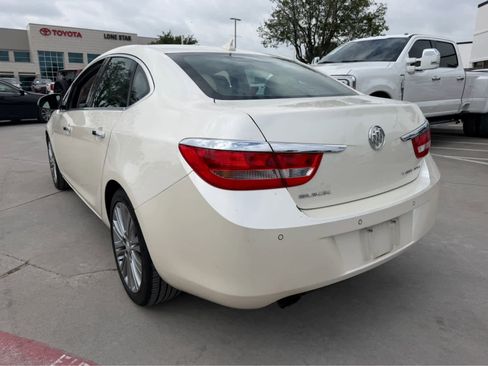 Used 2013 Buick Verano Leather FWD image 2