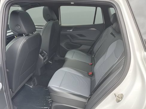 New 2026 Volkswagen Tiguan SE R-Line AWD/4WD image 20
