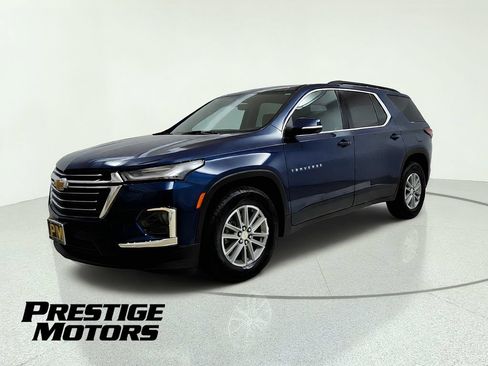 Used 2022 Chevrolet Traverse LT AWD/4WD image 3