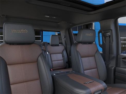 New 2025 Chevrolet Silverado 3500 High Country w/ Technology Package image 24