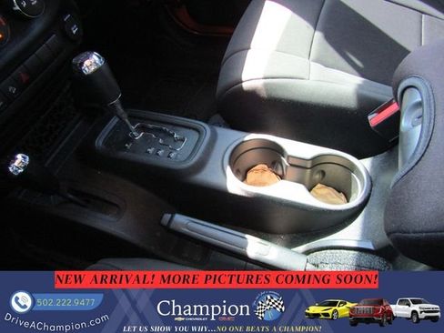 Used 2015 Jeep Wrangler Unlimited Sport w/ Quick Order Package 24S AWD/4WD image 16