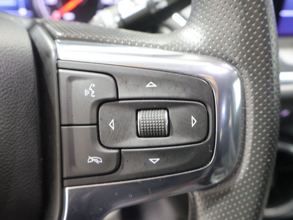 Used 2022 Chevrolet Blazer LT AWD/4WD image 36