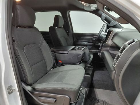 Certified 2025 RAM 1500 Big Horn image 25