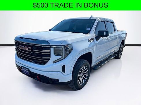 Used 2022 GMC Sierra 1500 AT4 w/ AT4 Preferred Package AWD/4WD image 3