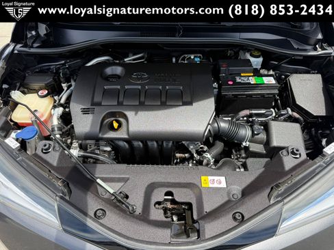 Used 2018 Toyota C-HR XLE FWD image 29