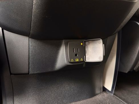 New 2025 Ford Expedition Active RWD image 78