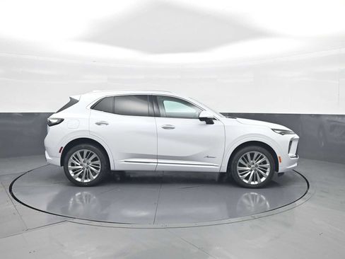 New 2026 Buick Envision Avenir image 9
