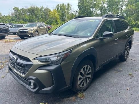 Used 2024 Subaru Outback Premium w/ Popular Package #1A AWD/4WD image 9