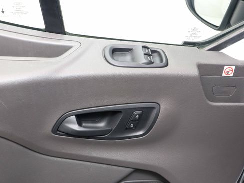 Used 2020 Ford Transit 250 Medium Roof RWD image 28