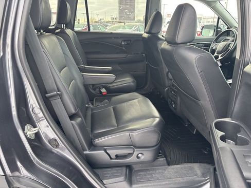 Used 2019 Honda Pilot Elite image 44